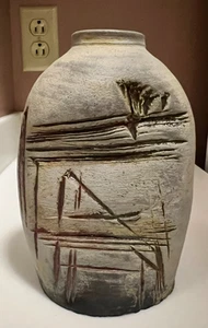 Vtg Studio Raku Pottery Vase Signed Laurie Abstract Incised Copper Accents 6″ - Picture 1 of 10
