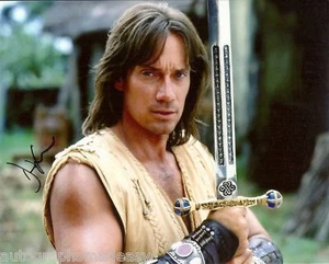 FOTO 8X10 FIRMADA POR KEVIN SORBO CON CERTIFICADO DE AUTENTICIDAD * HÉRCULES* - Imagen 1 de 1