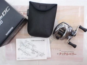 Carrete de fundición de cebo de engranajes derecho Shimano's 15 Metanium DC HG 7,4:1 con estuche usado - Imagen 1 de 7