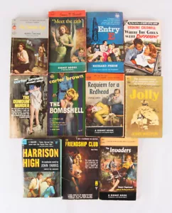 Vintage Lot of 11 Sexy Detective Fiction and Dramas PB Books, 1940s to 1960s - Picture 1 of 5