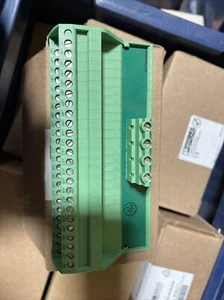 Phoenix Contact 2903717 VARIOFACE Modul - mit zwei Potentialausgleich Sammelschienen (P1... - Bild 1 von 4