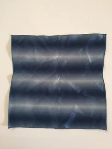 Cuadrado de bolsillo vintage AZUL 11 pulgadas azul a rayas ondulado - Imagen 1 de 4