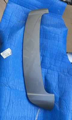 2013-2018 TOYOTA RAV4 REAR LIFT GATE SPOILER 3RD THIRD BRAKE  Silver 1D6 WING - Image 1 of 4