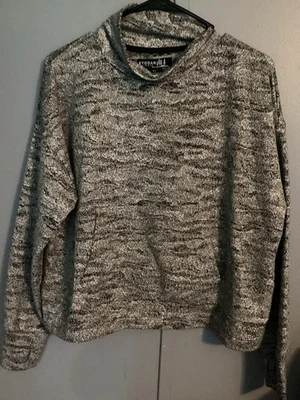 Top Pullover Manga Larga Cuello Simulado Negro Blanco Kyodan Exterior Talla S  Foto 1 de 4