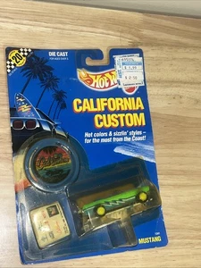 1989 Hot Wheels California Custom 65 Mustang Convertible NIP Blister Damage - Picture 1 of 4