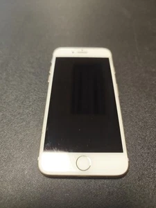 Apple iPhone 7 32GB Gold (READ DESCRIPTION) W13-C13 - Afbeelding 1 van 2