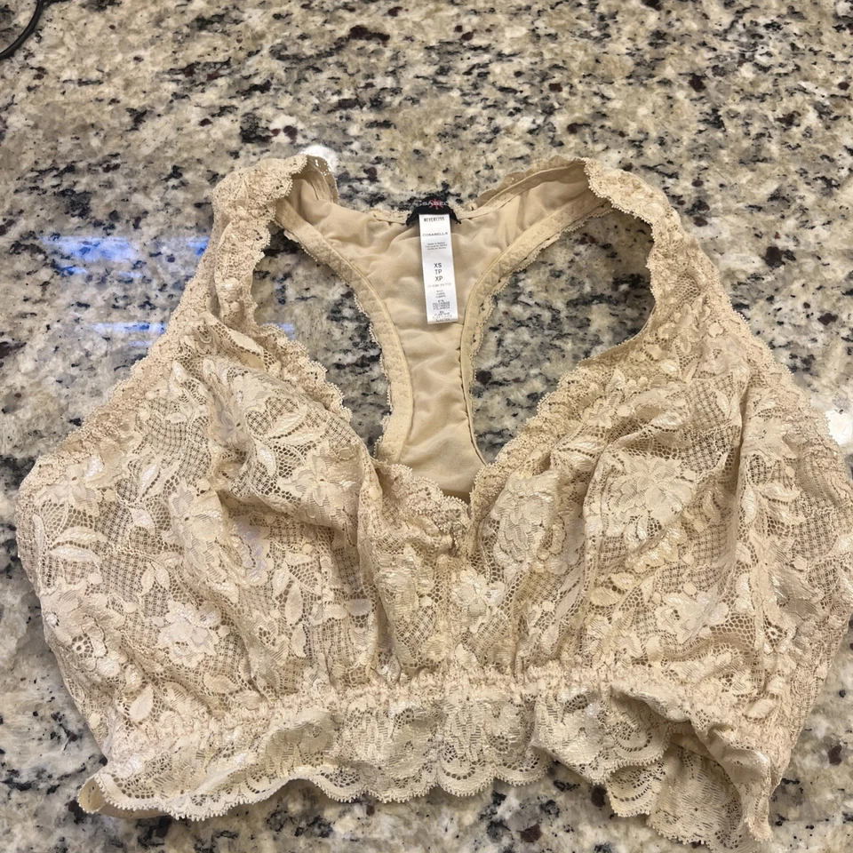 Bralette Cosabella Extra Curvy Racerback en Crema Talla XS Foto 1 de 4
