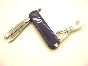 Rare New Victorinox Lavender Classic SD Swiss Army Knife - Bild 1 von 2