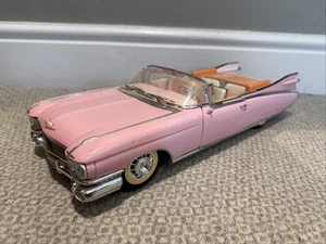 MAISTO DIECAST 1/12 SCALE CADILLAC ELDORADO BIARRITZ 1959 PINK UNBOXED - Picture 1 of 20