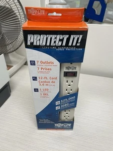 Tripp Lite TLP712 Surge Protector - Bild 1 von 3