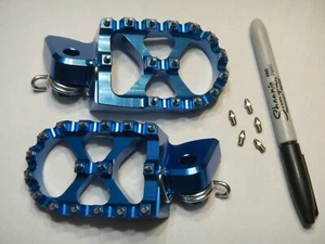 Blue Billet Aluminum Foot Peg Rest 1998-2019 Yamaha YZ250 YZ125X YZ250X YZ 250 - Picture 1 of 11