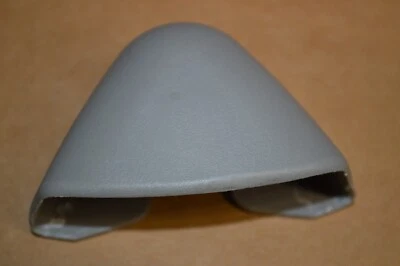 2005-09 CHEVY EQUINOX FABRICANTE DE EQUIPAMENTO ORIGINAL CINTO DE SEGURANÇA PARAFUSO SUPERIOR TAMPA PAINEL ACABAMENTO MOLDURA DESTRO LH - Imagem 1 de 2