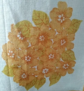 Vintage 80's Polish Square Printed Floral Design Cotton Table Cloth 50x64" - Picture 1 of 5