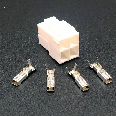 KW2004 4-Pin Power Plug For IC-7300, IC-718, Icom, Kenwood, Yaesu - Image 1 of 4