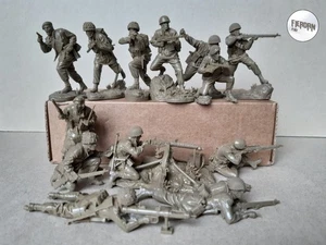 Pelotón de plástico 2 paracaidistas británicos (2 juegos) escala 1:32 NUEVO LANZAMIENTO - Imagen 1 de 1