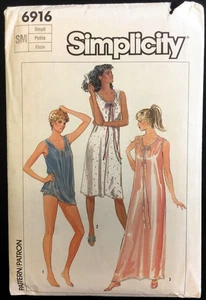 Camisón fácil talla pequeña corte parcial muñecas bebé bragas patrón simplicidad 6916 - Imagen 1 de 2