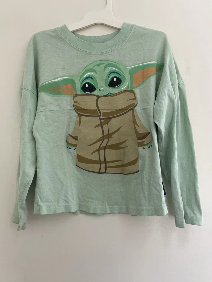 Camiseta Disney Star Wars Mandalorian The Child Grogu Manga Larga Spirit Verde XS Foto 1 de 4