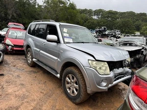 MITSUBISHI PAJERO FRONT, ABS TYPE, NS-NX, 08/06-04/21 RIGHT DRIVESHAFT, DRIVERS - Picture 1 of 8