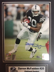 Darren McFadden Autograph Signed Matted 8x10 Photo - Picture 1 of 4