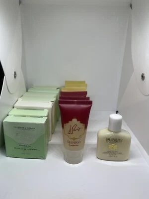 Gilchrist Soames WHITE TEA 3-Conditioner, 3-Shampoo,1-Lotion & 7-Skincare Soaps - Image 1 of 4