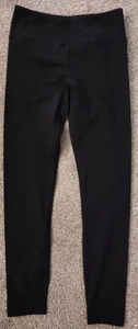 Fornia Black Capri Leggings Size Medium - Picture 1 of 13