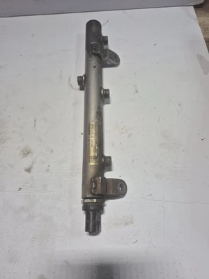 MERCEDES ML GL CDI 2007-2015 RIEL INYECTOR DE COMBUSTIBLE DIÉSEL DERECHO A642 070 26 95 Foto 1 de 4