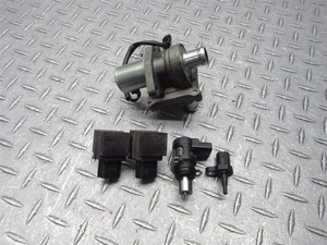 2009 06-09 Suzuki Boulevard C50 VL800 Idle Speed Air Control Valve MAP Sensor - Picture 1 of 10