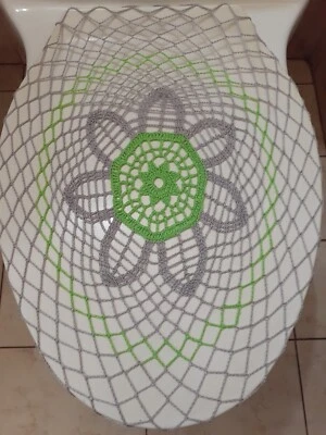 TAPA/CUBIERTA DE ASIENTO DE INODORO REDONDA DE GANCHILLO HECHA A MANO EN GRIS/VERDE Foto 1 de 3