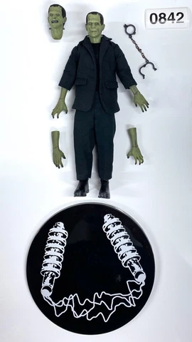 Mezco One:12 Universal Studios Frankenstein Monster Boris Karloff Authentic Cover