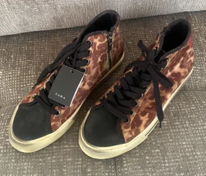 NWT Zara Man Sneakers Men’s Sz 40 - US 7 Leopard Calf Hair High Tops - Picture 1 of 3