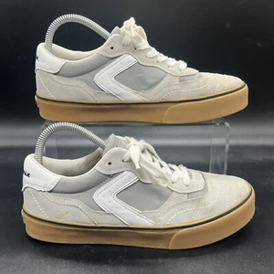 Airwalk Harley 2 sneaker Mens size 7 gray white casual outdoor suede - Picture 1 of 8