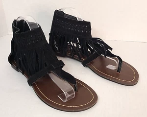 MINNETONKA Black Fringe Thong Sandals 8 Flat Leather Bohemian Woven Zipper Back - Picture 1 of 16