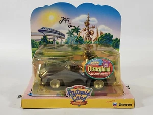 The Chevron Cars Autopia Cars Disneyland Retired - Stickers & Postcard Incl 2000 - Picture 1 of 3