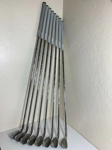 Logistics Golf Eisen Set - Herren Golfschläger - neue Griffe - R Flex - RH - LQQK! - Bild 1 von 7