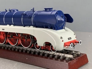 HO Märklin 37084 DCC/SND German Steam Locomotive BR 10 2010 Toyfair HO1462 - Picture 1 of 12