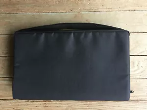 Vintage, Case Logic, 30 Cassette Holder and carrier - Picture 1 of 11