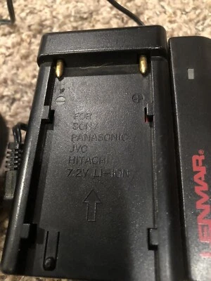 Cargador de batería Lenmar BCVL11 para batería de iones de litio de 7,2 V Sony Panasonic y Hitachi Foto 1 de 4