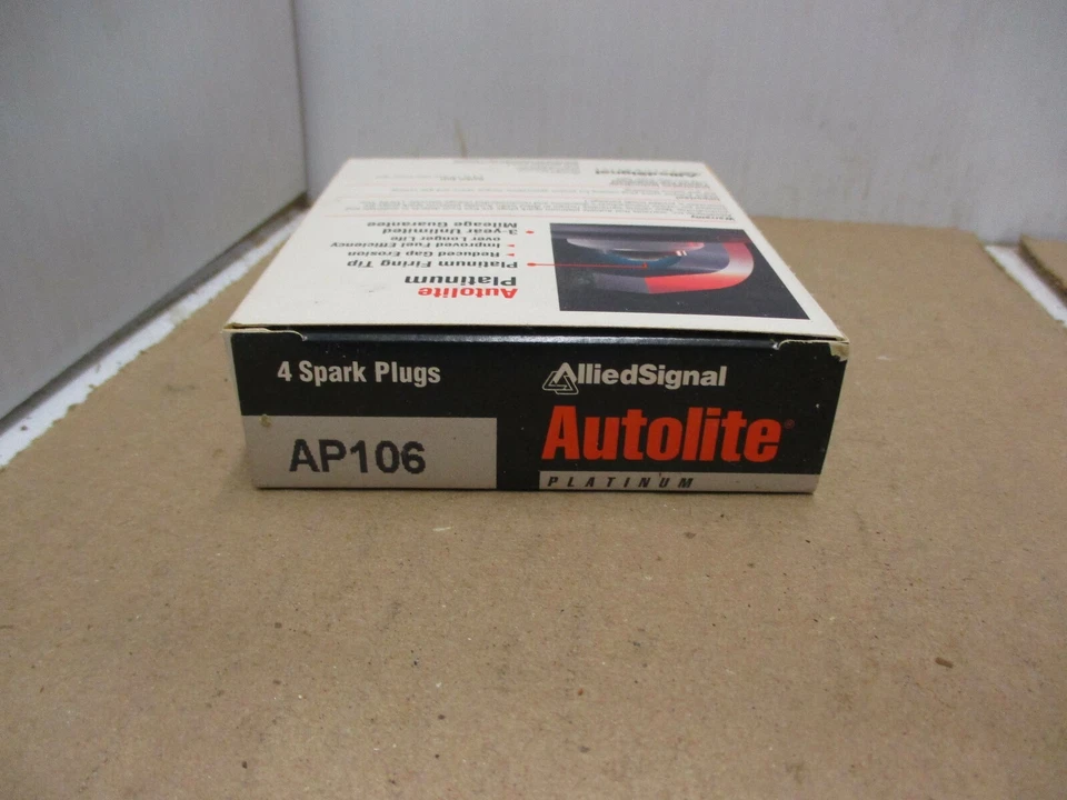Autolite Platinum Spark Plug AP106 - Set of 4 Spark Plugs - Image 1 of 1