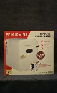 Frigidaire Portable Retro 9-can Mini Fridge EFMIS129, White BRAND NEW! - Picture 1 of 4