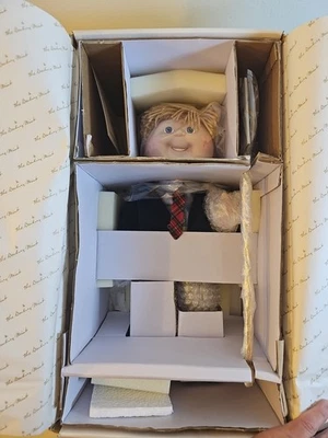 Muñeca de porcelana Charles Henry Danbury Mint Cabbage Patch Kids 1997 con caja Foto 1 de 4