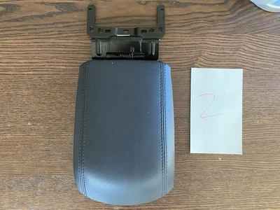 Ford Escape y C-Max 2013-2016 OEM negro consola central tapa reposabrazos cuero Foto 1 de 4