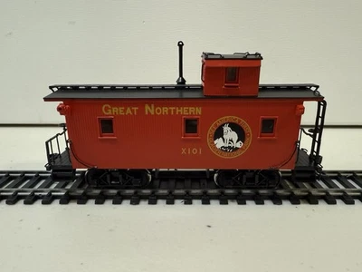 North Bank Line Great Northern 25’ Truss Rod Caboose FP #X101 HO Brass Model - Image 1 of 4
