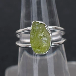 Natural Peridot Crystal Ring 925 Sterling Silver Peridot Birthstone Ring-RR128 - Picture 1 of 2