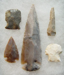 Lot 5 Pfeilspitzen Sammlung - Bild 1 von 2