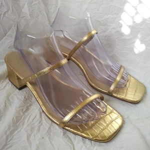 Sandalias Ann Taylor para mujer de cuero con doble correa talla 9,5 M tacón bloque dorado NUEVAS - Imagen 1 de 13