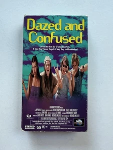 Dazed and Confused (VHS, 1994) Pre-owned Stoner Comedy *Buy 2 Get 1 Free* - Picture 1 of 3