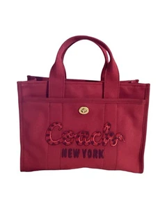 Coach Neujahr Cargo rot Beuteltasche Tasche mit Coach Schlange Schriftzug Logo CZ431 sehr guter Zustand 78 - Bild 1 von 13
