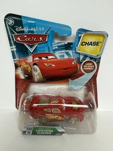 Neu im Karton Disney Pixar Cars Chase #131 Paint Mask Lightening McQueen Changing Eye 1:55 - Bild 1 von 4