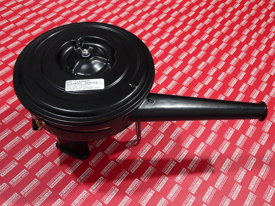 1974 1975 1976 1977 1978 1979 Toyota Corolla KE30 KE35 KE36 Air Filter Box Assy - Image 1 of 4