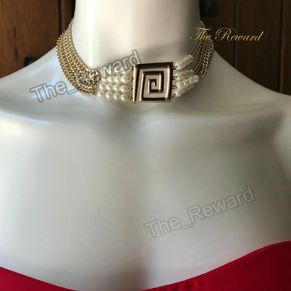 FREEDOM of TOPSHOP CHOKER NECKLACE , FAUX PEARL GOLD TONE CENTER PIECE - Image 1 of 4